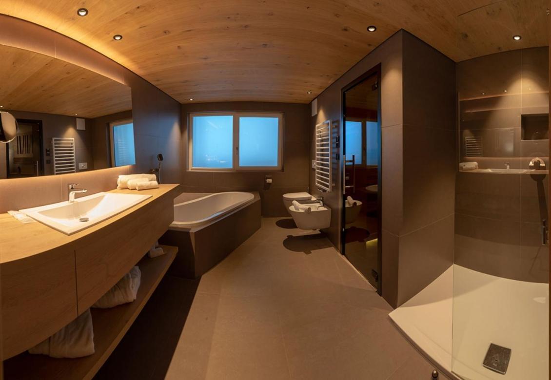 Hotel Garni Dolomieu Selva di Val Gardena Kültér fotó